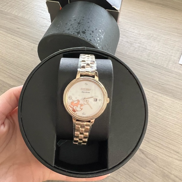 Citizen Disney Minnie Mouse Watch with 31MM Diamond Dial - Picture 9 of 11